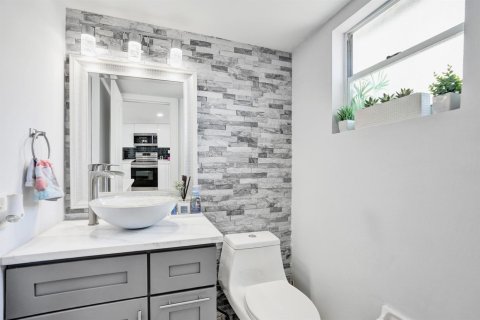 Adosado en venta en Deerfield Beach, Florida, 2 dormitorios, 104.24 m2 № 2184153 - foto 7