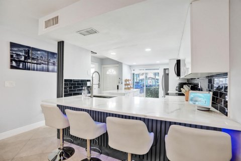 Adosado en venta en Deerfield Beach, Florida, 2 dormitorios, 104.24 m2 № 2184153 - foto 24