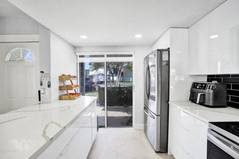 Adosado en venta en Deerfield Beach, Florida, 2 dormitorios, 104.24 m2 № 2184153 - foto 15
