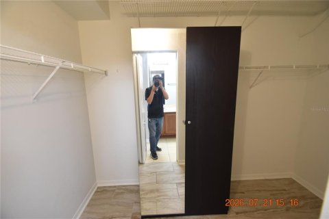 House in Wesley Chapel, Florida 4 bedrooms, 193.98 sq.m. № 2167772 - photo 23