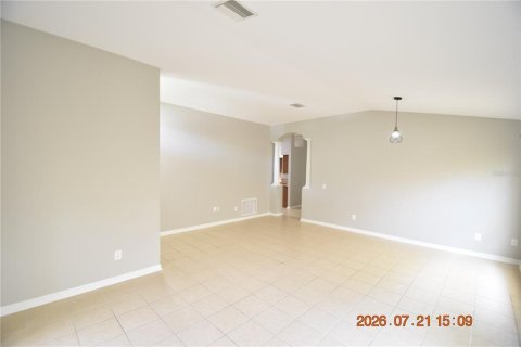 House in Wesley Chapel, Florida 4 bedrooms, 193.98 sq.m. № 2167772 - photo 7