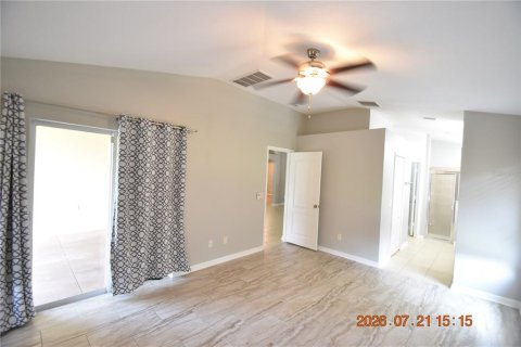 House in Wesley Chapel, Florida 4 bedrooms, 193.98 sq.m. № 2167772 - photo 21