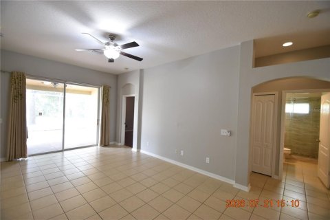 House in Wesley Chapel, Florida 4 bedrooms, 193.98 sq.m. № 2167772 - photo 10