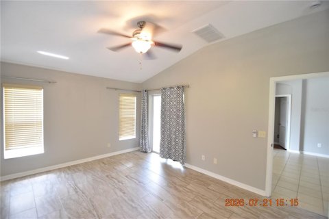 House in Wesley Chapel, Florida 4 bedrooms, 193.98 sq.m. № 2167772 - photo 20
