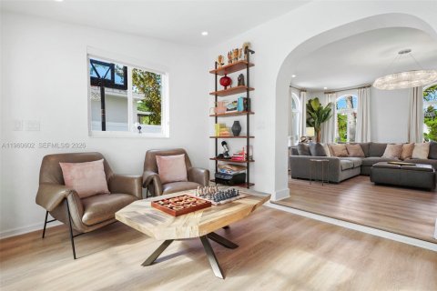 Villa ou maison à vendre à Miami Beach, Floride: 4 chambres, 264.4 m2 № 2024328 - photo 9