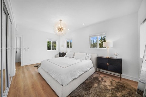 Villa ou maison à vendre à Miami Beach, Floride: 4 chambres, 264.4 m2 № 2024328 - photo 17