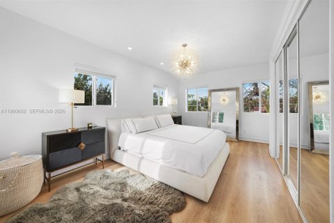 Villa ou maison à vendre à Miami Beach, Floride: 4 chambres, 264.4 m2 № 2024328 - photo 16