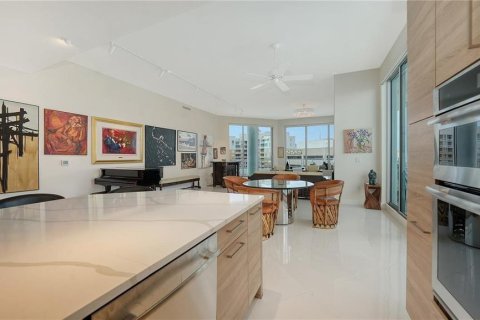 Copropriété à louer à Sarasota, Floride: 3 chambres, 260.41 m2 № 2213867 - photo 18
