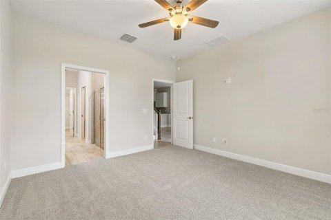 Touwnhouse à louer à Orlando, Floride: 3 chambres, 183.76 m2 № 2384213 - photo 9