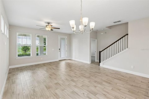 Touwnhouse à louer à Orlando, Floride: 3 chambres, 183.76 m2 № 2384213 - photo 6