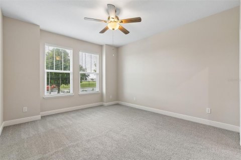 Touwnhouse à louer à Orlando, Floride: 3 chambres, 183.76 m2 № 2384213 - photo 8