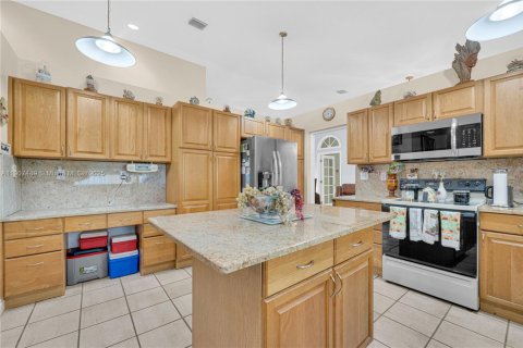 Villa ou maison à vendre à Miami, Floride: 4 chambres, 193.89 m2 № 1964261 - photo 12