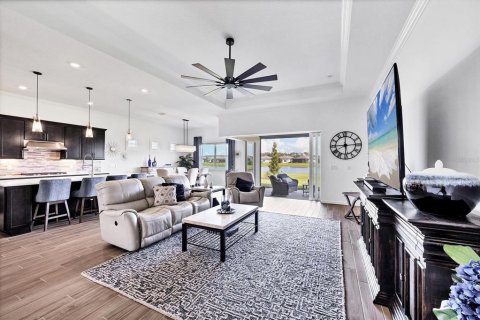 House in Parrish, Florida 3 bedrooms, 233 sq.m. № 1844842 - photo 6