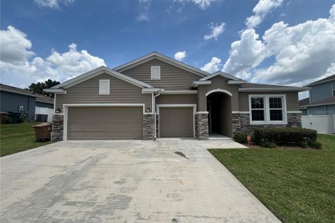 Casa en alquiler en Ocala, Florida, 4 dormitorios, 263.56 m2 № 1894936 - foto 1