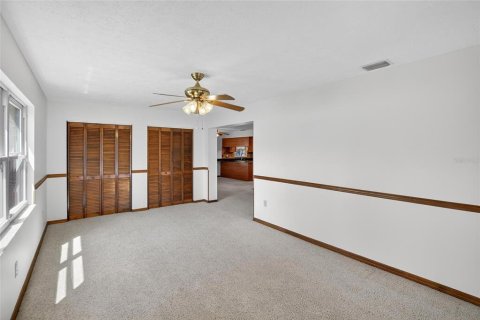 House in Brandon, Florida 4 bedrooms, 175.03 sq.m. № 1875954 - photo 28