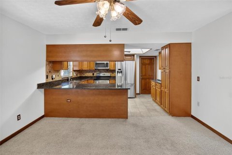House in Brandon, Florida 4 bedrooms, 175.03 sq.m. № 1875954 - photo 4