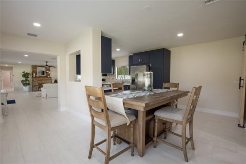 House in Dunedin, Florida 3 bedrooms, 163.88 sq.m. № 1914433 - photo 14