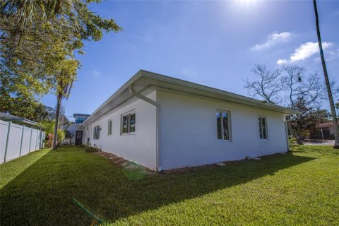 Купить виллу или дом в Данедин, Флорида 10 комнат, 163.88м2, № 1914433 - фото 30