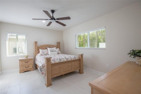 House in Dunedin, Florida 3 bedrooms, 163.88 sq.m. № 1914433 - photo 23