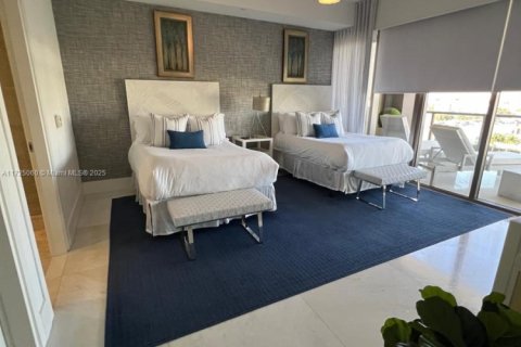 Condo in Bal Harbour, Florida, 3 bedrooms  № 1938488 - photo 11