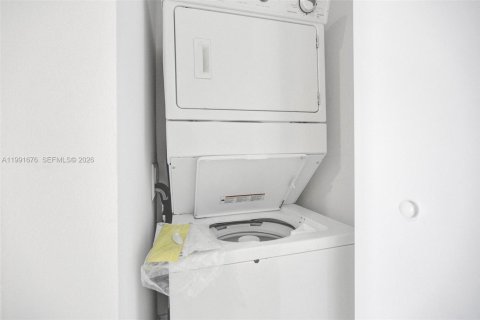 Copropriété à vendre à Miami, Floride: 50.72 m2 № 2052680 - photo 8