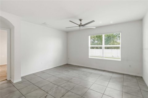 House in Plant City, Florida 4 bedrooms, 171.5 sq.m. № 2208461 - photo 9
