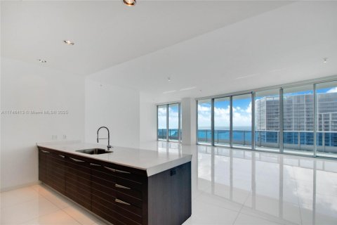 Copropriété à vendre à Miami, Floride: 3 chambres, 283.82 m2 № 1985311 - photo 8