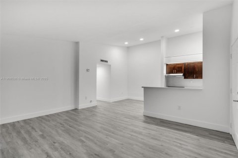 Appartement à louer à Hialeah, Floride: 2 chambres, 80.82 m2 № 1964320 - photo 19