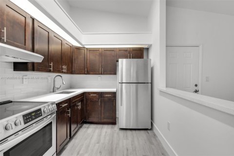 Appartement à louer à Hialeah, Floride: 2 chambres, 80.82 m2 № 1964320 - photo 21