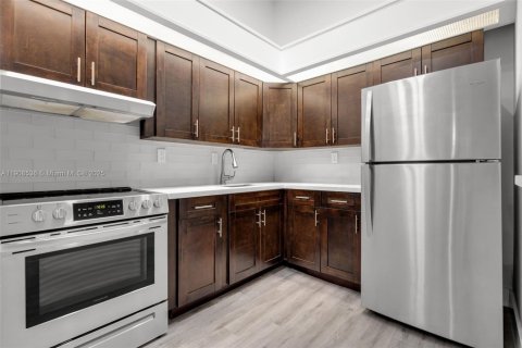 Appartement à louer à Hialeah, Floride: 2 chambres, 80.82 m2 № 1964320 - photo 22