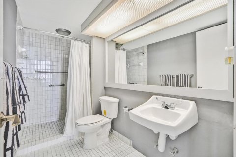 Condominio en venta en Aventura, Florida, 2 dormitorios, 177.44 m2 № 2033431 - foto 22