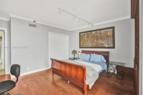 Condominio en venta en Aventura, Florida, 2 dormitorios, 177.44 m2 № 2033431 - foto 25