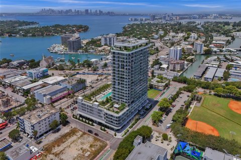 Condominio en venta en Miami Beach, Florida, 2 dormitorios, 74.51 m2 № 2077222 - foto 5