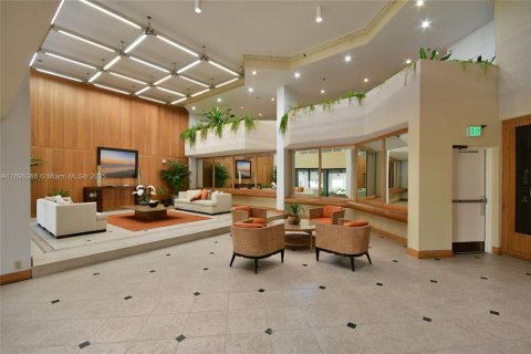 Снять в аренду кондоминиум в Ки-Бискейн, Флорида 2 спальни, 124.02м2, № 1947627 - фото 20