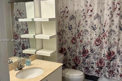 Condominio en alquiler en Miami, Florida, 1 dormitorio, 73.49 m2 № 1995531 - foto 13