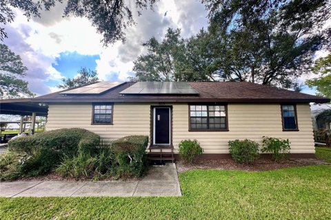 Casa en venta en Lake Wales, Florida, 2 dormitorios, 109.25 m2 № 1900047 - foto 1