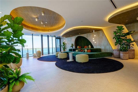 Condo in Miami, Florida, 1 bedroom  № 1945383 - photo 21