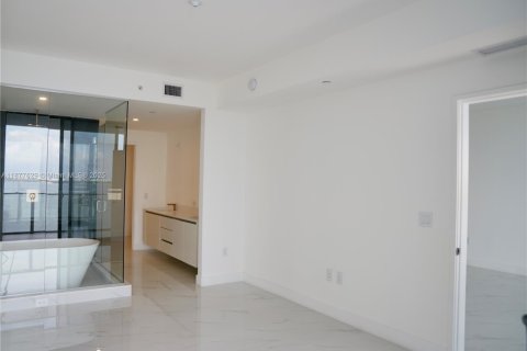 Condo in Miami, Florida, 1 bedroom  № 1945383 - photo 9