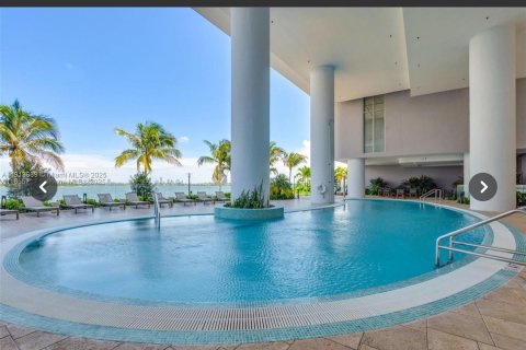 Copropriété à louer à Miami, Floride: 3 chambres № 1968457 - photo 8