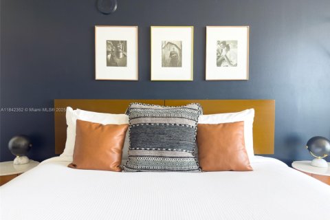 Copropriété à vendre à Miami, Floride: 1 chambre, 69.4 m2 № 1834129 - photo 12