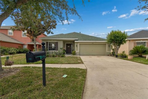 House in Tampa, Florida 4 bedrooms, 203.92 sq.m. № 2212062 - photo 4