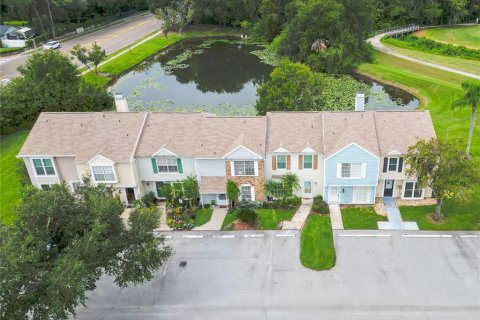 Touwnhouse à louer à Tampa, Floride: 2 chambres, 112.97 m2 № 2394181 - photo 4