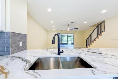 Touwnhouse à louer à Tampa, Floride: 2 chambres, 112.97 m2 № 2394181 - photo 22