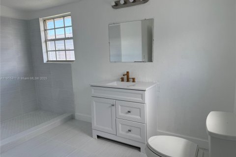 Apartment in Miami, Florida 4 bedrooms, 157 sq.m. № 1967301 - photo 8