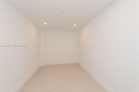 Copropriété à vendre à Key Biscayne, Floride: 2 chambres, 142.33 m2 № 2063181 - photo 24