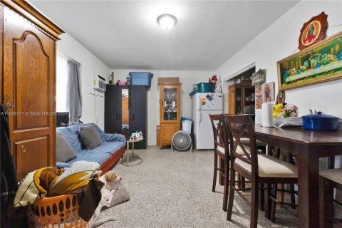 Propiedad comercial en venta en Homestead, Florida, 162.76 m2 № 1890934 - foto 16
