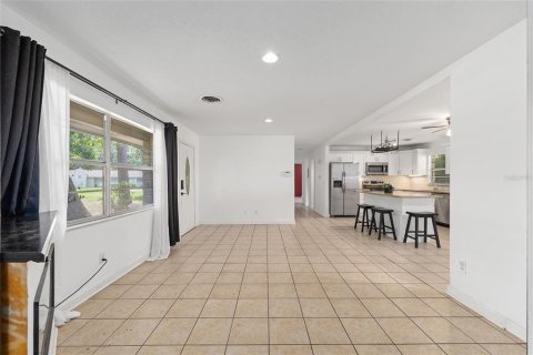 Casa en venta en Ocala, Florida, 4 dormitorios, 192.68 m2 № 2214236 - foto 12