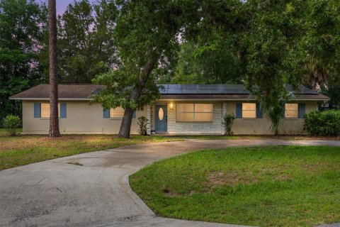 Casa en venta en Ocala, Florida, 4 dormitorios, 192.68 m2 № 2214236 - foto 2