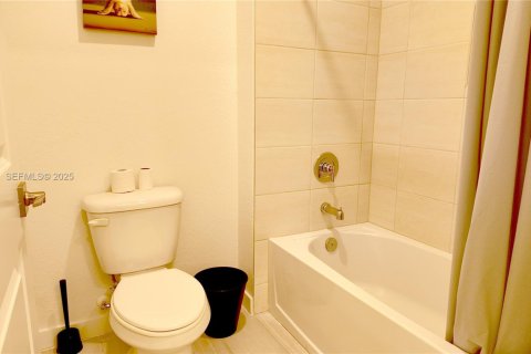 Casa en alquiler en Homestead, Florida, 4 dormitorios, 222.97 m2 № 2060021 - foto 16