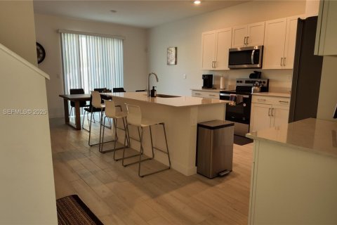 Casa en alquiler en Homestead, Florida, 4 dormitorios, 222.97 m2 № 2060021 - foto 4